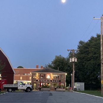 Michael's Dairy - Michael's Dairy - Ice Cream & Frozen Yogurt Near Me - New London, Connecticut