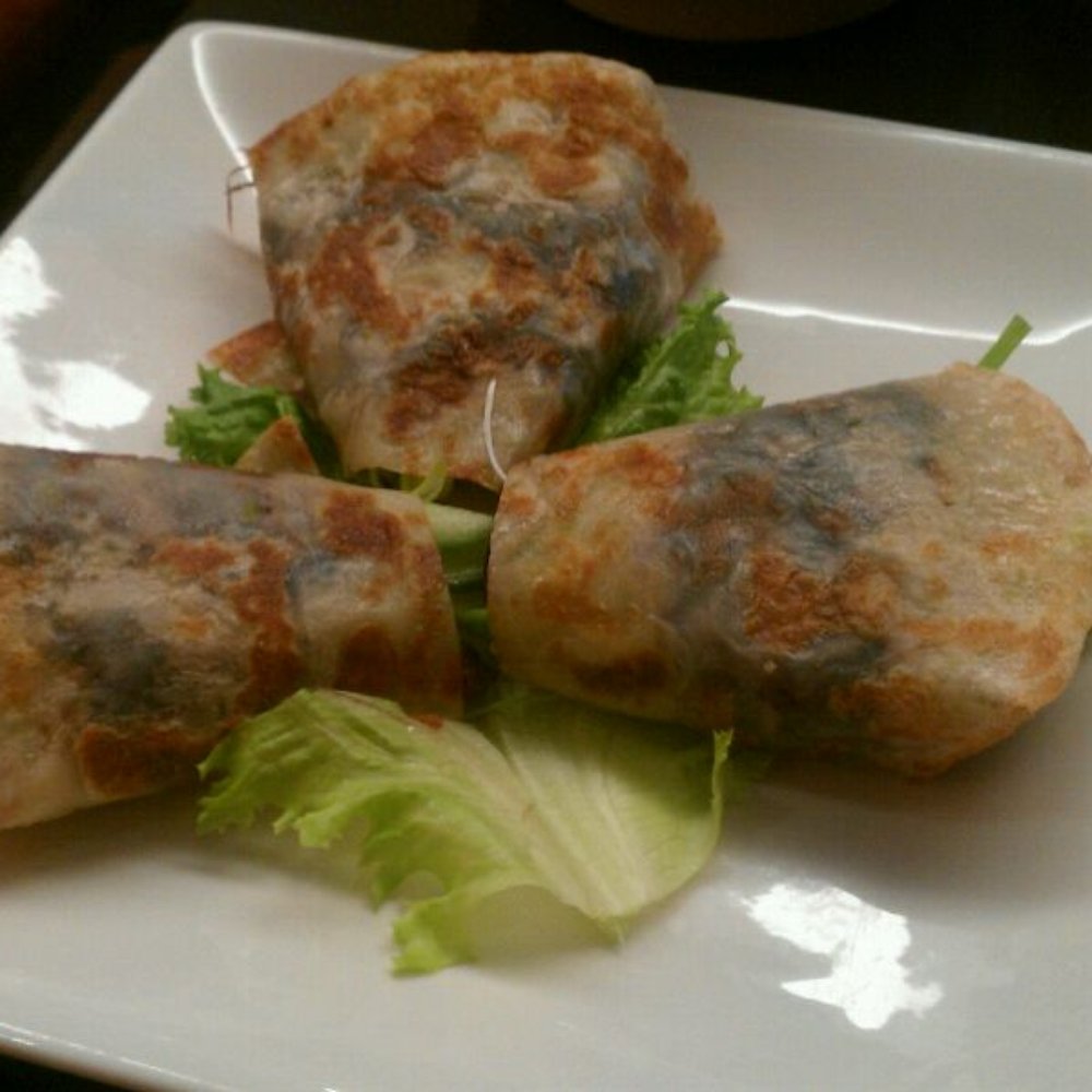 Facing East - Beef wrap with cucumber amd seafood sauce... served cold. - Chinese Near Me - Bellevue, Washington