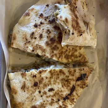 Pit Stop Bar & Grill - Green chili chicken quesadilla delicious, super cheesy, and spicy! - Burgers Near Me - Barstow, California