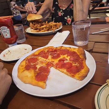 Za’s Lakefront - Pizza - Italian Near Me - Tahoe City, California