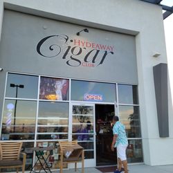Hydeaway Cigar Club - Entrance