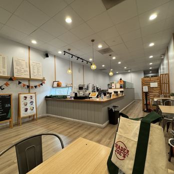 Leaf N Cream - Interior - Bubble Tea Near Me - Tustin, California Leaf N Cream - Interior - Bubble Tea Near Me - Tustin, California