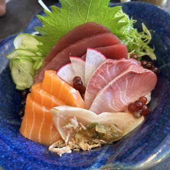 Cobra Tea - Chirashi don - Coffee & Tea Near Me - West Caldwell, New Jersey
