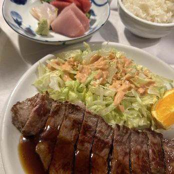 Sushi Gen - Beef Teriyaki And Sashimi Combination - Sushi Bars Near Me - Los Angeles, California Sushi Gen - Beef Teriyaki And Sashimi Combination - Sushi Bars Near Me - Los Angeles, California