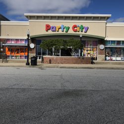 Party City - Outside