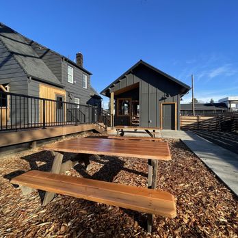 Tukes Taphouse - Outdoor Seating - Pizza Near Me - Battle Ground, Washington Tukes Taphouse - Outdoor Seating - Pizza Near Me - Battle Ground, Washington