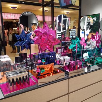 MAC Cosmetics - Cosmetics & Beauty Supply Near Me - Orland Park, Illinois