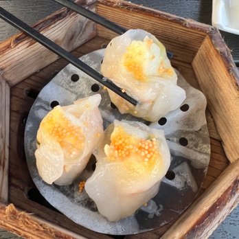 Dragon Beaux - Idk what it was but it was good. - Dim Sum Near Me - San Francisco, California