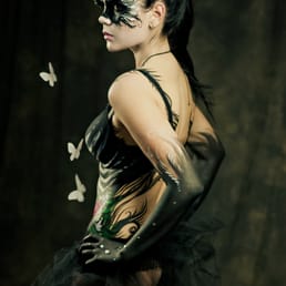 Body art shoot with Diana