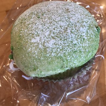 85°C Bakery Cafe-Newark - Matcha green tea bread - Bakeries Near Me - Newark, California 85°C Bakery Cafe-Newark - Matcha green tea bread - Bakeries Near Me - Newark, California
