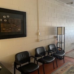 Bowen Treatment and Healing Center - Waiting area.