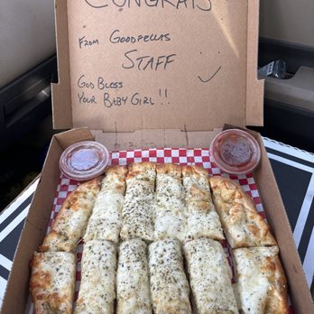 Goodfellas Pizzeria - Cheesy Bread - Pizza Near Me - Cincinnati, Ohio