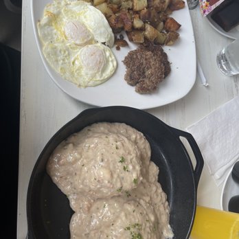 SYRUP - St Charles - Biscuits and Gravy with Sausage and Eggs - Breakfast & Brunch Near Me - St. Charles, Illinois SYRUP - St Charles - Biscuits and Gravy with Sausage and Eggs - Breakfast & Brunch Near Me - St. Charles, Illinois