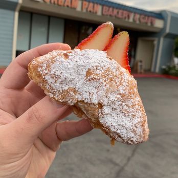 Cream Pan - Strawberry Cream Pan - Bakeries Near Me - Tustin, California