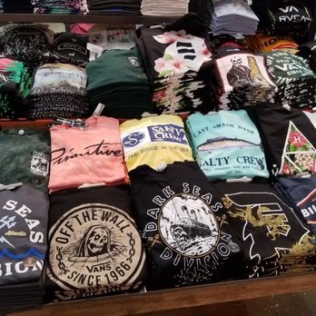 Tillys - Women's Clothing Near Me - Palm Desert, California Tillys - Women's Clothing Near Me - Palm Desert, California
