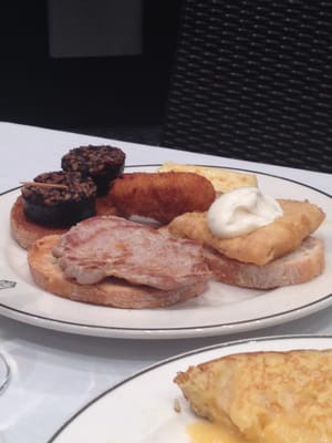 Cervecería José Luis (Serrano) by null