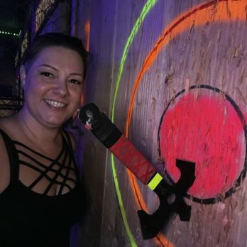 AxeVentures - My first bull's eye - Axe Throwing Near Me - San Diego, California