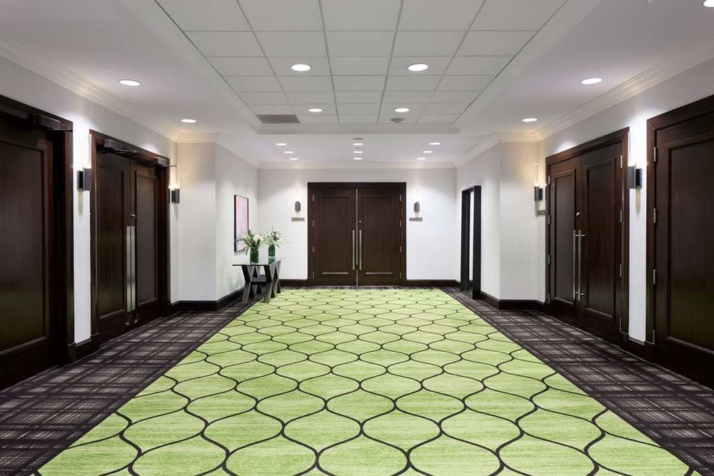 DoubleTree by Hilton Montreal