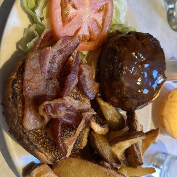 Donovan's Pub - The BBQ'n Beyond - Burgers Near Me - Woodside, New York Donovan's Pub - The BBQ'n Beyond - Burgers Near Me - Woodside, New York