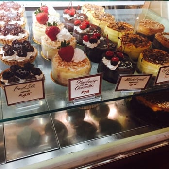 Le Chocolat Du Bouchard - Chocolatiers & Shops Near Me - Naperville, Illinois