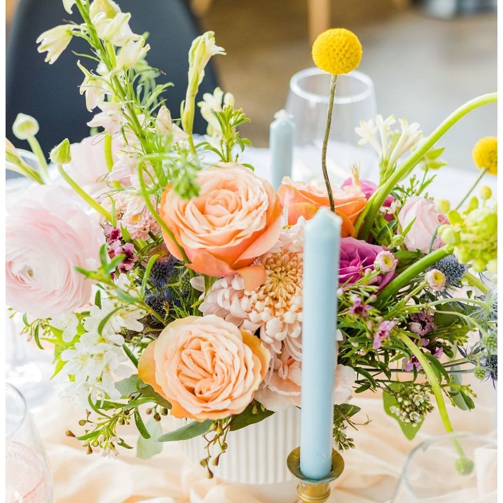 WHITEHOUSE FLOWERS & GIFTS Updated August 2024 19 Photos 200 W