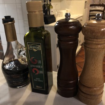 La Tavernetta 48 - Condiments upon dining without requesting - Italian Near Me - Rome, RM La Tavernetta 48 - Condiments upon dining without requesting - Italian Near Me - Rome, RM