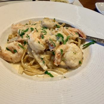 California Pizza Kitchen - Pizza Near Me - Torrance, California