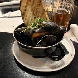 Belly of the Bison - Salt Spring Island Mussels