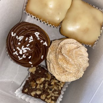Martino’s Bakery - Original Tea Cakes, Frosted Cupcake, Walnut Brownie, Cinnamon Churro Cupcake! - Bakeries Near Me - Burbank, California