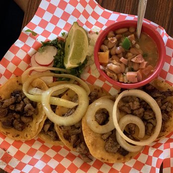 Birotes Restaurant And Bakery - Asada mini tacos - Mexican Near Me - Universal City, Texas