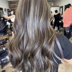 QT Salon