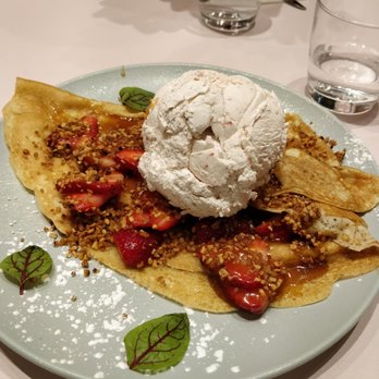 Demetres Downtown Markham - Photo 1: presentation; Photo 2: what's leftover following disappointment - Desserts Near Me - Markham, Ontario Demetres Downtown Markham - Photo 1: presentation; Photo 2: what's leftover following disappointment - Desserts Near Me - Markham, Ontario