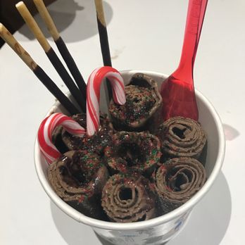 I CE NY - Seasonal chocolate peppermint - Desserts Near Me - New York, New York