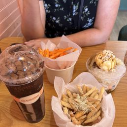 Milo Dinosaur, Cheese fries, Sour cream & Onion fries, and Banana con yelo (our fav!!)
