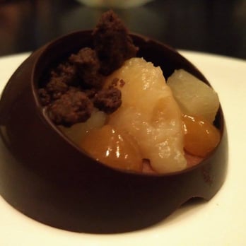 Alo Restaurant - Dark Chocolate, Tonka Bean, Pear - Bars Near Me - Toronto, Ontario