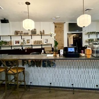 Shady Elms Kitchen - Cafe counter - Breakfast & Brunch Near Me - Hickory, Pennsylvania