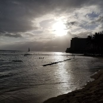 Waikiki Beach - 7.9.20 at 6:15pm - Beaches Near Me Waikiki Beach - 7.9.20 at 6:15pm - Beaches Near Me