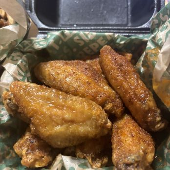 Wingstop - Hot Honey Rub (All Flats As Requested) - Chicken Wings Near Me - Pembroke Pines, Florida Wingstop - Hot Honey Rub (All Flats As Requested) - Chicken Wings Near Me - Pembroke Pines, Florida