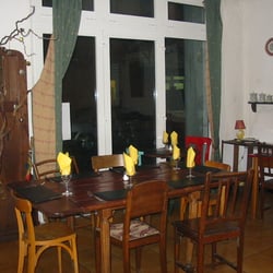 Chez Eux