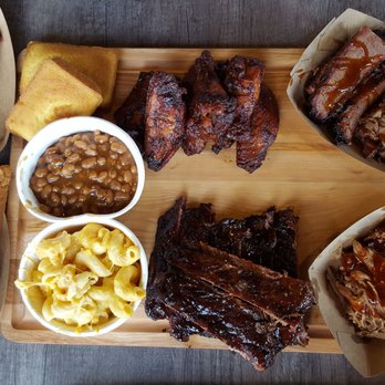 Hank Daddy's Barbecue - Platter for 2 - Southern Near Me - Vaughan, Ontario