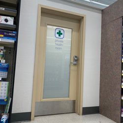 Walgreens - Covid shot room