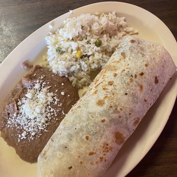 El Tlacoyo - Burrito - Mexican Near Me - Tempe, Arizona