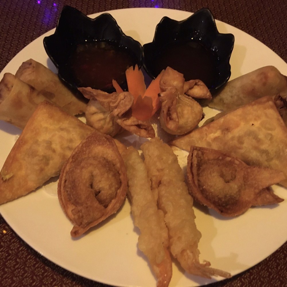 Ploy Thai - 6/13/2020 - Sampler platter - DO NOT ORDER! This was horrible! - Thai Near Me - Brandon, Florida Ploy Thai - 6/13/2020 - Sampler platter - DO NOT ORDER! This was horrible! - Thai Near Me - Brandon, Florida