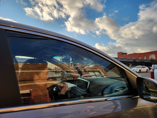 VPho and Pizzeria by null