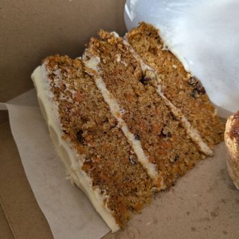 Bakerbots Baking  - Carrot cake - Desserts Near Me - Toronto, Ontario
