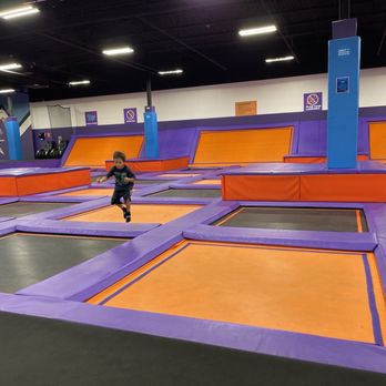 Altitude Trampoline Park - Trampoline Parks Near Me - North Attleboro, Massachusetts