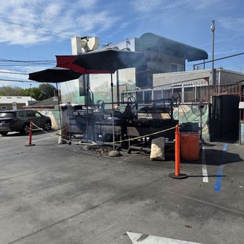 Handy Market - Bbq on weekends only! - Grocery Near Me - Burbank, California Handy Market - Bbq on weekends only! - Grocery Near Me - Burbank, California