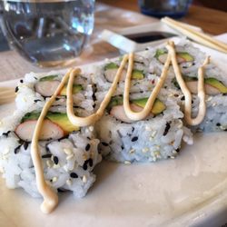 Oishii Thai - "Oishii Thai", california uramaki.