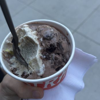 Salt & Straw - 2 scoops - Salted, Malted, Chocolate Chip Cookie dough on top and Chocolate Gooey Brownie on the bottom - Ice Cream & Frozen Yogurt Near Me - New York, New York Salt & Straw - 2 scoops - Salted, Malted, Chocolate Chip Cookie dough on top and Chocolate Gooey Brownie on the bottom - Ice Cream & Frozen Yogurt Near Me - New York, New York
