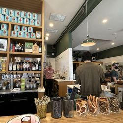 Wingen Bakery - Inside - seating at the bar